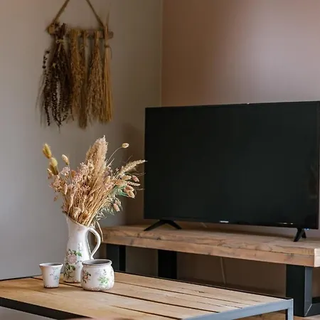 アパート Huswell - Charming House 