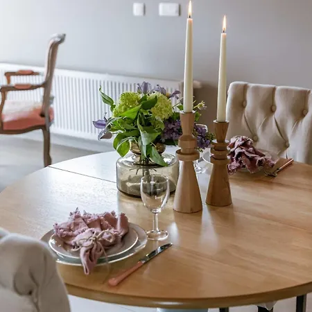 Huswell - Charming House 